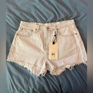 Levi's White Frayed Hem Jean Shorts NWT